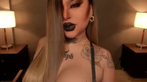 Snapshot of hubadera chatting on 10-24-25, 01:46 hubadera online show from 10-24-25, 01:46