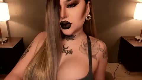 Snapshot of hubadera chatting on 10-30-25, 02:57 hubadera online show from 10-30-25, 02:57