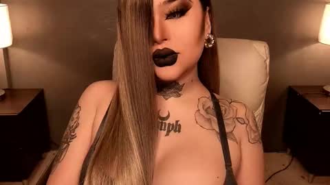 Snapshot of hubadera chatting on 11-04-25, 11:37 hubadera online show from 11-04-25, 11:37