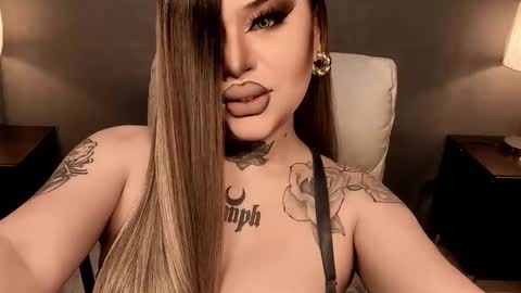 Snapshot of hubadera chatting on 11-28-25, 04:26 hubadera online show from 11-28-25, 04:26