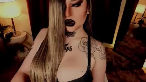 Snapshot of hubadera chatting on 03-10-26, 01:43 hubadera online show from 03-10-26, 01:43