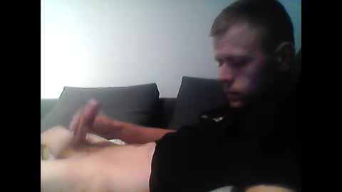 hubikush22 online show from 10-27-25, 04:55