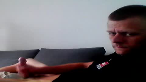 Snapshot of hubikush22 chatting on 06-11-26, 04:05 hubikush22 online show from 06-11-26, 04:05