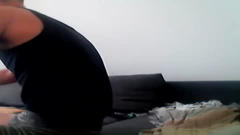 Snapshot of hubikush22 chatting on 07-25-26, 01:52 hubikush22 online show from 07-25-26, 01:52