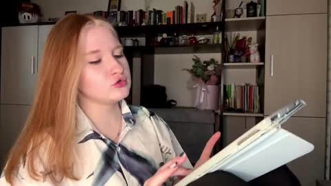 Hia online show from 04-16-26, 11:44