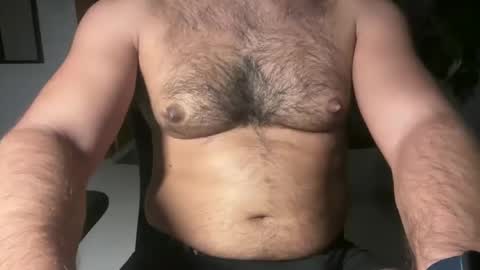 Snapshot of huge_moth chatting on 12-03-25, 05:00 huge_moth online show from 12-03-25, 05:00