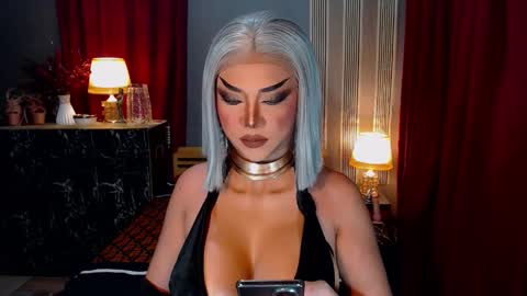 Christine online show from 10-05-25, 03:21