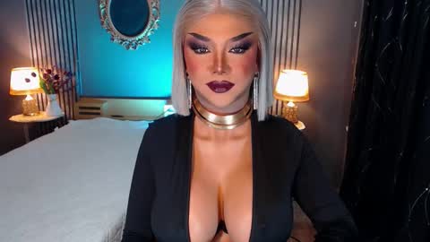 Christine online show from 10-15-25, 10:37