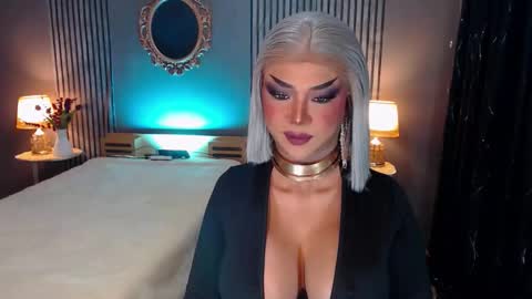 Christine online show from 10-18-25, 05:54