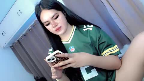 Yhanie online show from 10-23-25, 11:09