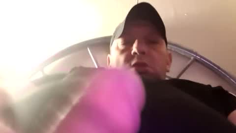 Snapshot of hugecummer10 chatting on 01-12-26, 01:55 hugecummer10 online show from 01-12-26, 01:55