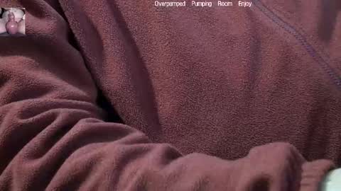 Snapshot of hugepumper chatting on 02-22-26, 08:18 Overpumped online show from 02-22-26, 08:18