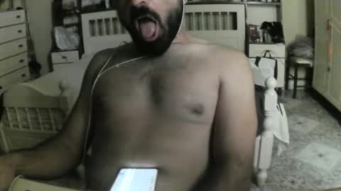 Snapshot of hugeveiny chatting on 09-09-25, 10:15 hugeveiny online show from 09-09-25, 10:15