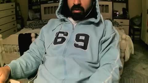 Snapshot of hugeveiny chatting on 02-21-26, 07:31 hugeveiny online show from 02-21-26, 07:31