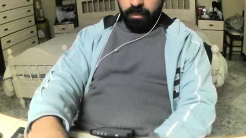 Snapshot of hugeveiny chatting on 03-05-26, 05:31 hugeveiny online show from 03-05-26, 05:31