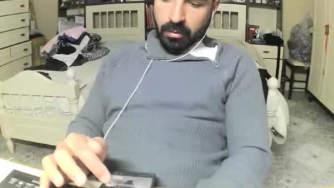 hugeveiny online show from 04-13-26, 05:07