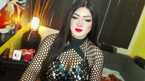 Snapshot of hugexmslovelyxcock chatting on 05-31-26, 06:53 MsLovely online show from 05-31-26, 06:53