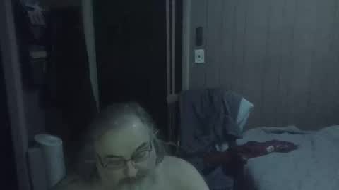 Snapshot of huggybear566 chatting on 04-24-26, 10:18 lonely huggy bear online show from 04-24-26, 10:18