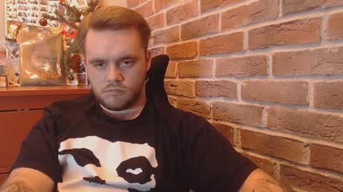 Hugo online show from 01-12-25, 06:16