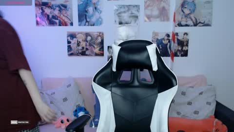 HugoMin online show from 12-16-24, 05:49