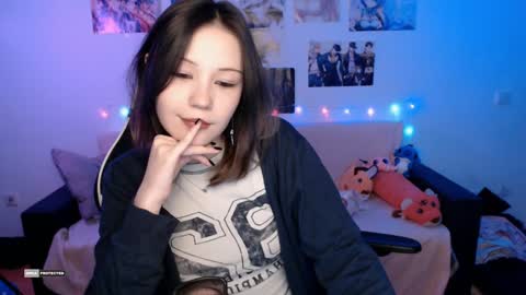 HugoMin online show from 01-05-25, 03:53