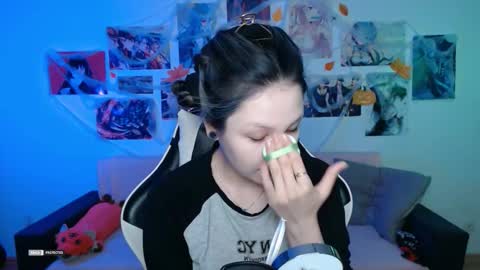 HugoMin online show from 10-13-25, 03:01