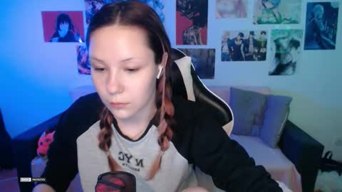 Snapshot of hugomin chatting on 12-20-25, 03:57 HugoMin online show from 12-20-25, 03:57