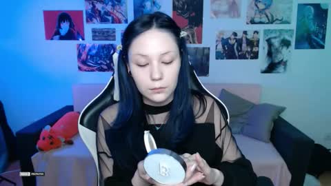 Snapshot of hugomin chatting on 12-22-25, 11:40 HugoMin online show from 12-22-25, 11:40