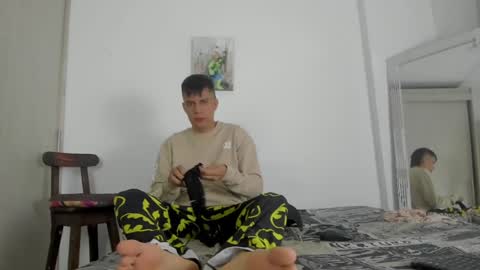 Hugo online show from 12-29-24, 01:56