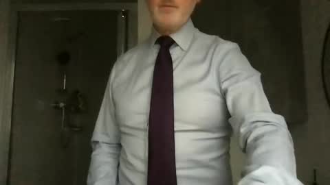 Snapshot of hugospritz chatting on 02-06-26, 09:34 Presuming Ed online show from 02-06-26, 09:34