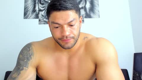 Snapshot of humber_eli chatting on 10-30-25, 02:57 Eli online show from 10-30-25, 02:57