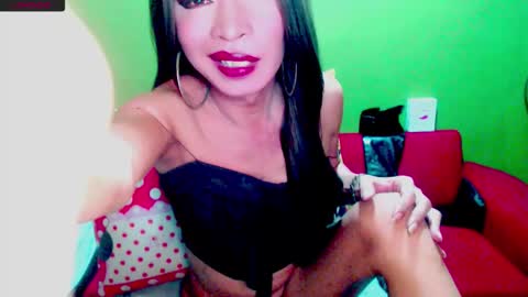 Snapshot of hung_diva chatting on 09-26-25, 12:09 REAL BIG COCK online show from 09-26-25, 12:09