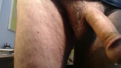 Snapshot of hung_hot_fit10 chatting on 09-26-25, 04:00 Big uncut cock dripping online show from 09-26-25, 04:00