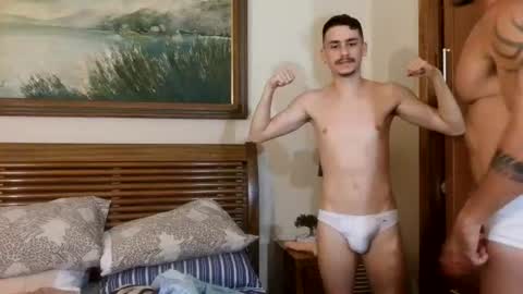 Snapshot of hungcaique chatting on 06-20-26, 02:25 hungcaique online show from 06-20-26, 02:25