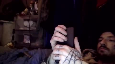 Snapshot of hungcocklg chatting on 12-17-25, 02:06 hungcocklg online show from 12-17-25, 02:06