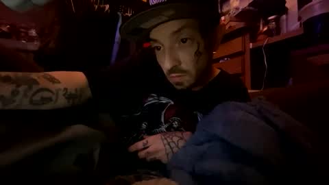 Snapshot of hungcocklg chatting on 01-15-26, 06:51 hungcocklg online show from 01-15-26, 06:51