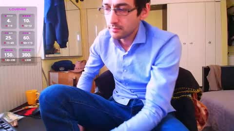 Snapshot of hungeddy chatting on 02-01-26, 08:57 Eddy online show from 02-01-26, 08:57