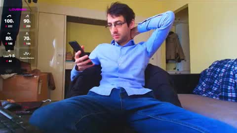 Snapshot of hungeddy chatting on 02-05-26, 08:41 Eddy online show from 02-05-26, 08:41