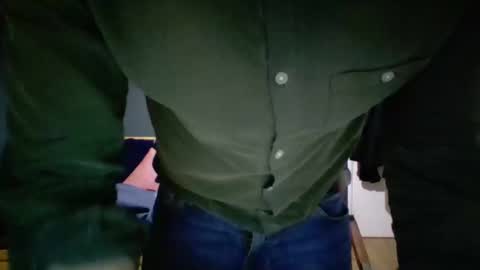 hunghard2004 online show from 12-14-25, 06:56