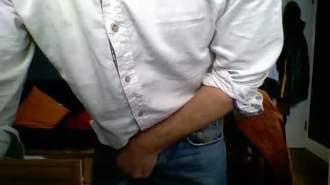 hunghard2004 online show from 04-10-26, 10:09