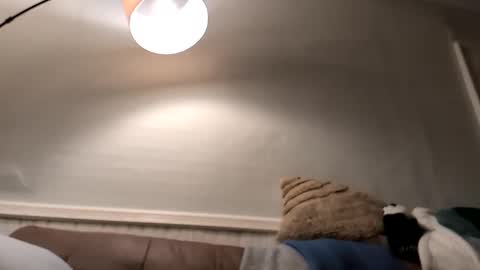 Snapshot of hungitalian40 chatting on 11-27-25, 10:50 hungitalian40 online show from 11-27-25, 10:50