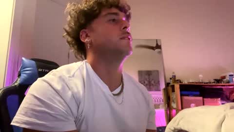 hungkingg22 online show from 03-05-25, 05:29