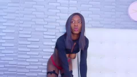 Snapshot of hungry_pussy18 chatting on 11-11-25, 02:17 sasha online show from 11-11-25, 02:17