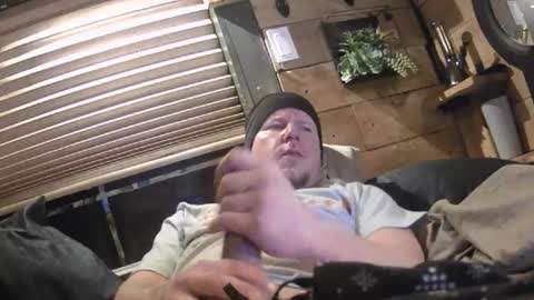 Snapshot of hungsingledad79 chatting on 12-18-24, 07:47 HuingsingleDad79 online show from 12-18-24, 07:47