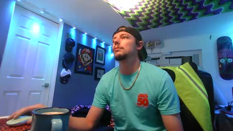 Snapshot of hungtxcock92 chatting on 09-30-25, 11:04 hungtxcock92 online show from 09-30-25, 11:04