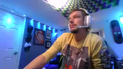 Snapshot of hungtxcock92 chatting on 10-10-25, 12:59 hungtxcock92 online show from 10-10-25, 12:59