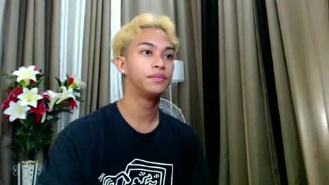 hunk_edward online show from 06-25-26, 02:11