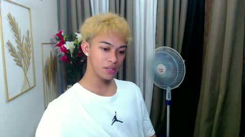 hunk_edward online show from 06-29-26, 06:30