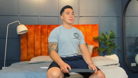 hunk_ryan online show from 02-07-25, 12:50