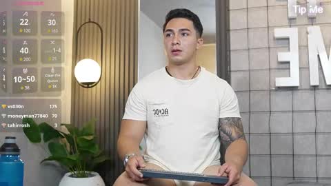 hunk_ryan online show from 02-23-25, 09:05